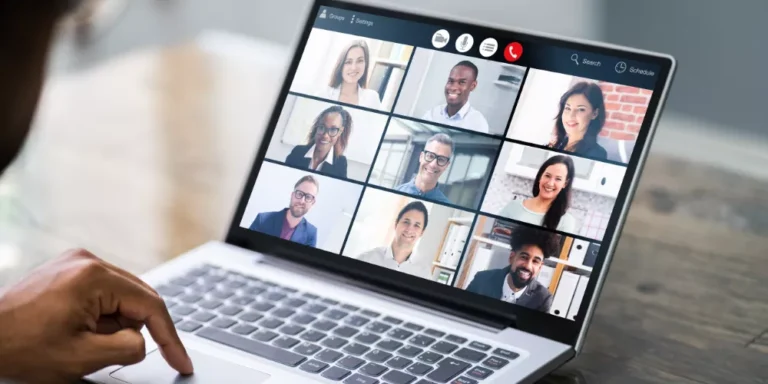 Multi Compartment Travel Bag For Women Carrying Many Items