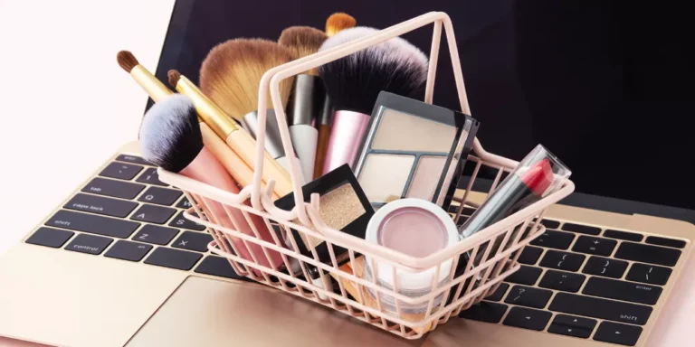 Compact Dining Table Set For Small Family Apartments